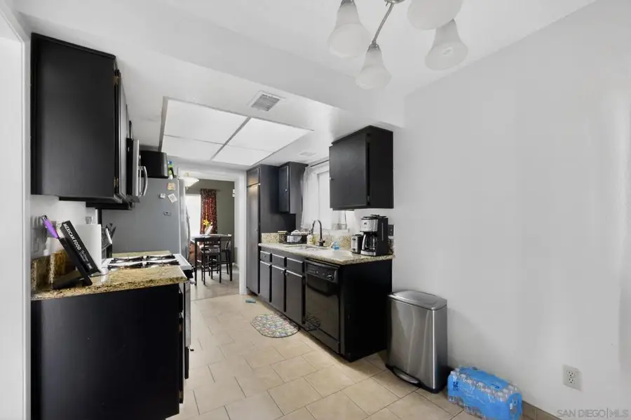 1072 Violet Street, Hemet, CA 92545 - #3