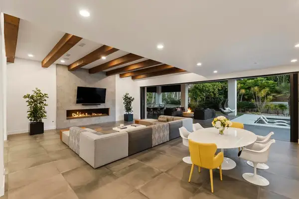 Address Withheld By Seller, Rancho Santa Fe, CA 92067