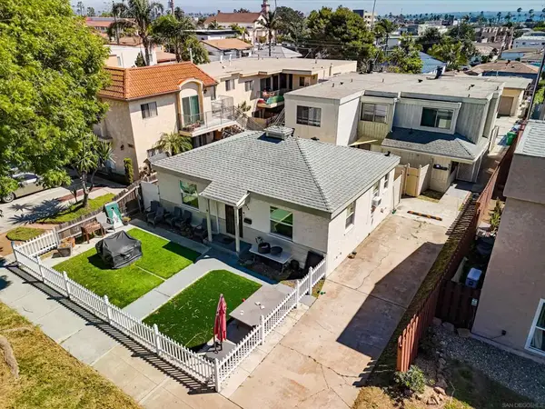 Address Withheld By Seller, San Diego, CA 92109