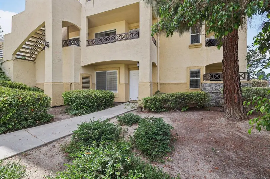 2077 Lakeridge Circle #104, Chula Vista, CA 91913 - #3