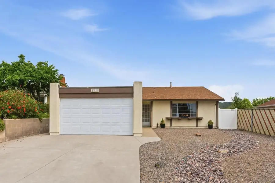 13011 Avenida Grande, San Diego, CA 92129 - #3