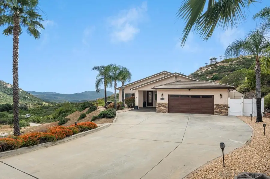 408 Alta Lane, El Cajon, CA 92021 - #2