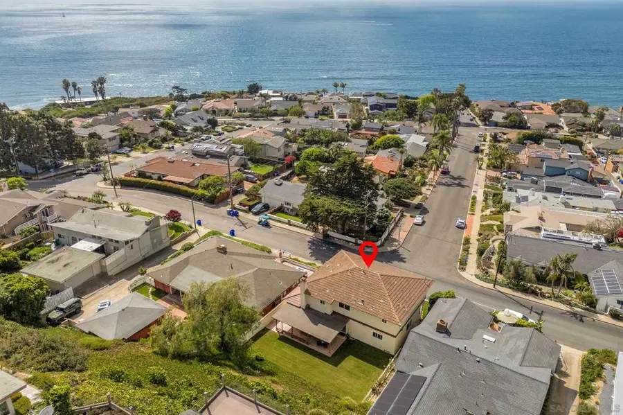 775 Cornish Dr., San Diego, CA 92107 - #3