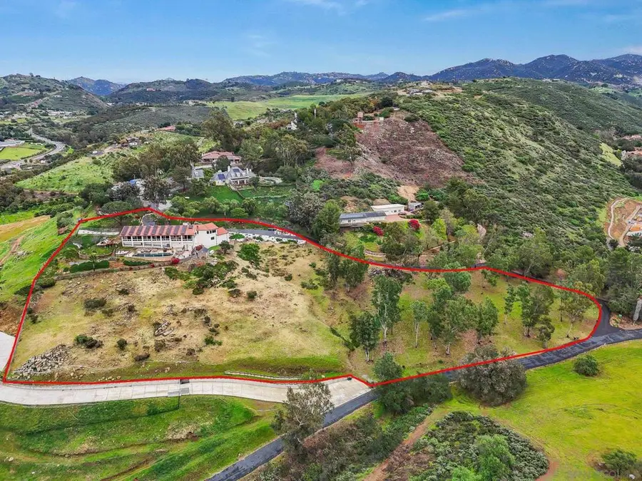 29509 Hoxie Ranch Rd, Vista, CA 92084 - #2
