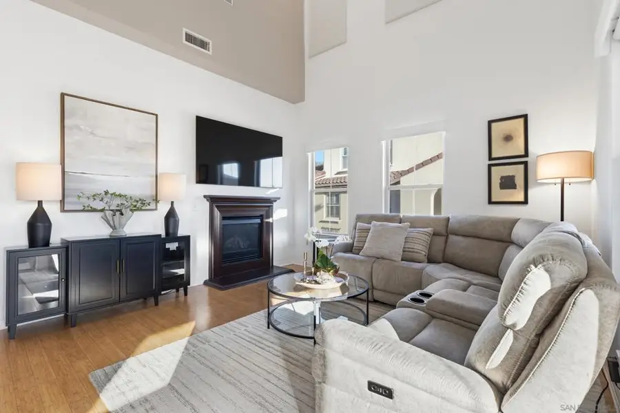 2702 Piantino Cir, San Diego, CA 92108 - #2