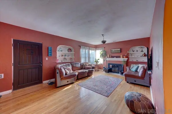 5612 Meade, San Diego, CA 92115