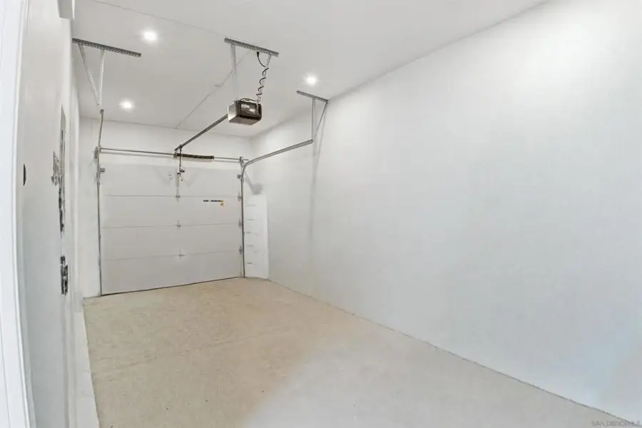 490 Lado De Loma Dr #1-4, Vista, CA 92083 - #3