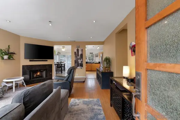 2866 Eagle St, San Diego, CA 92103