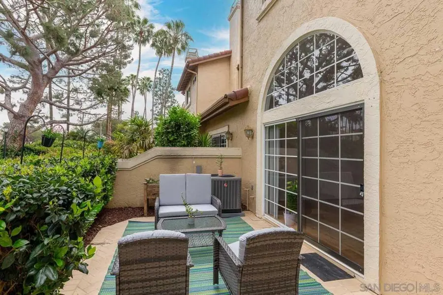 4090 Porte De Palmas #4, San Diego, CA 92122 - #3