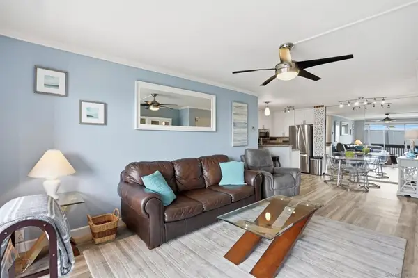 1855 Diamond #114, San Diego, CA 92109