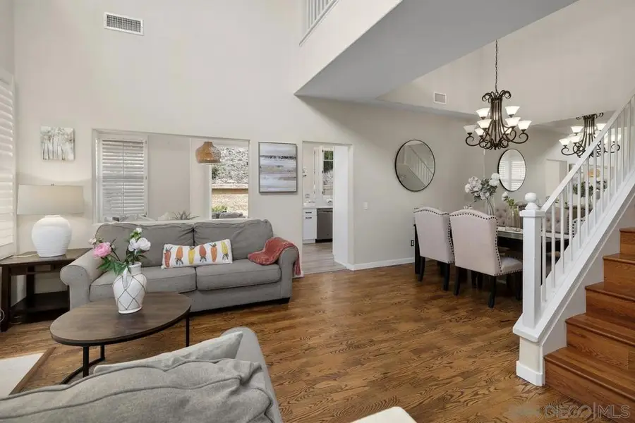 3690 Ruette De Ville, San Diego, CA 92130 - #3