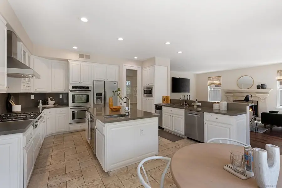 1405 Cressa Ct, Carlsbad, CA 92011 - #3