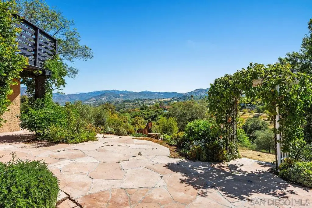 974 Via Hillview, Fallbrook, CA 92028 - #1