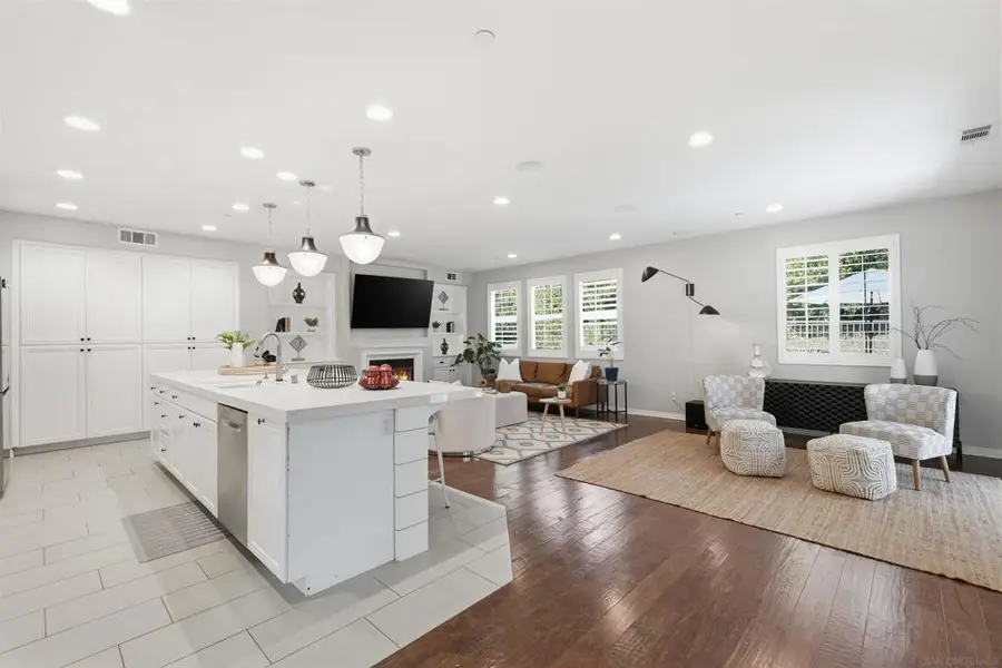 Address Withheld By Seller, Carlsbad, CA 92009 - #3