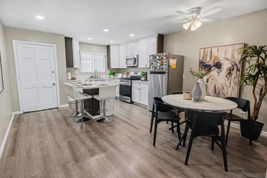 818 E Washington #C, Escondido, CA 92025 - #1