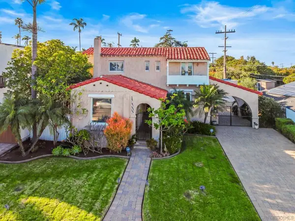 3647 Hyacinth Dr, San Diego, CA 92106