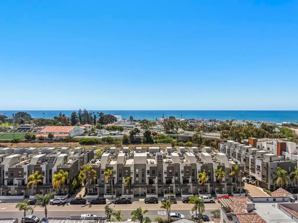 2537 State St., Carlsbad, CA 92008 - #1
