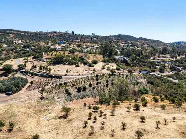 12848 Malek Ln., Valley Center, CA 92082