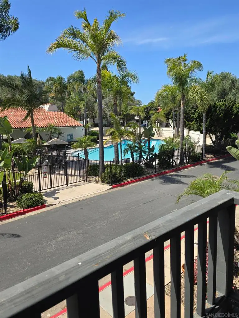 4044 Loma Riviera Cir, San Diego, CA 92110 - #1
