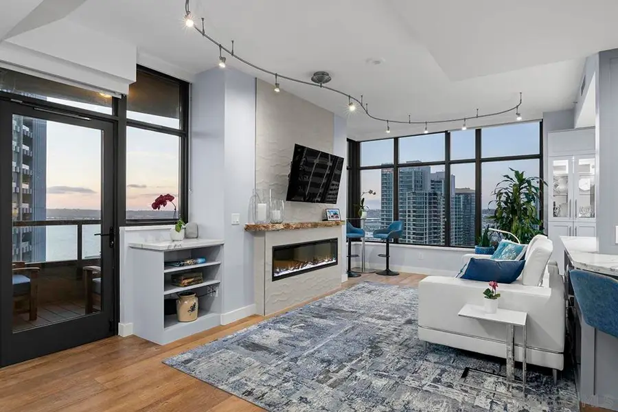 700 W E Street #2903, San Diego, CA 92101 - #2