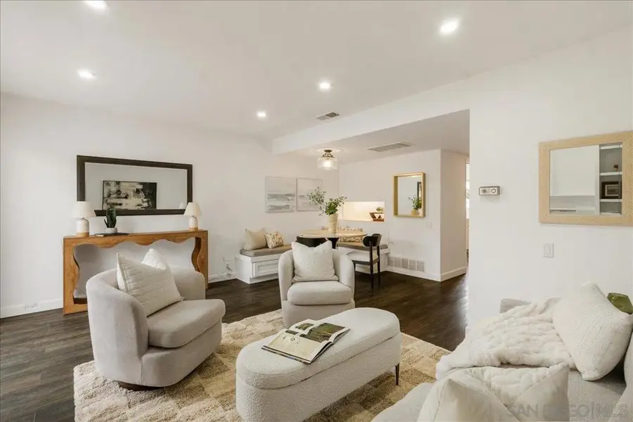 3288 Loma Riviera Dr, San Diego, CA 92110 - #2