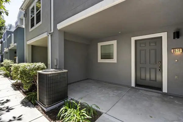 3538 Shoreline Bluff Lane, San Diego, CA 92110