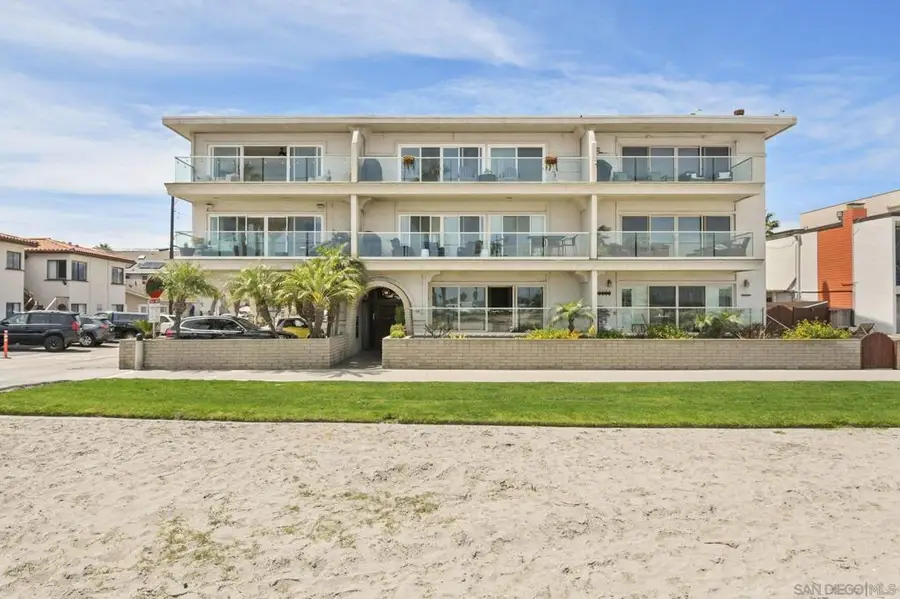 3500 Bayside #3C, San Diego, CA 92109 - #3