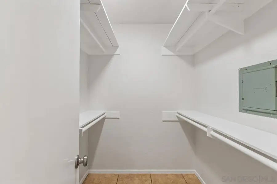 8308 Regents Rd #1o #1o, San Diego, CA 92122 - #3