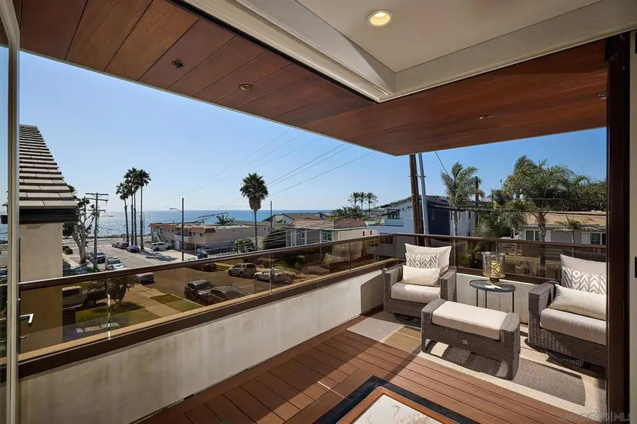 187 Cherry Ave, Carlsbad, CA 92008 - #2