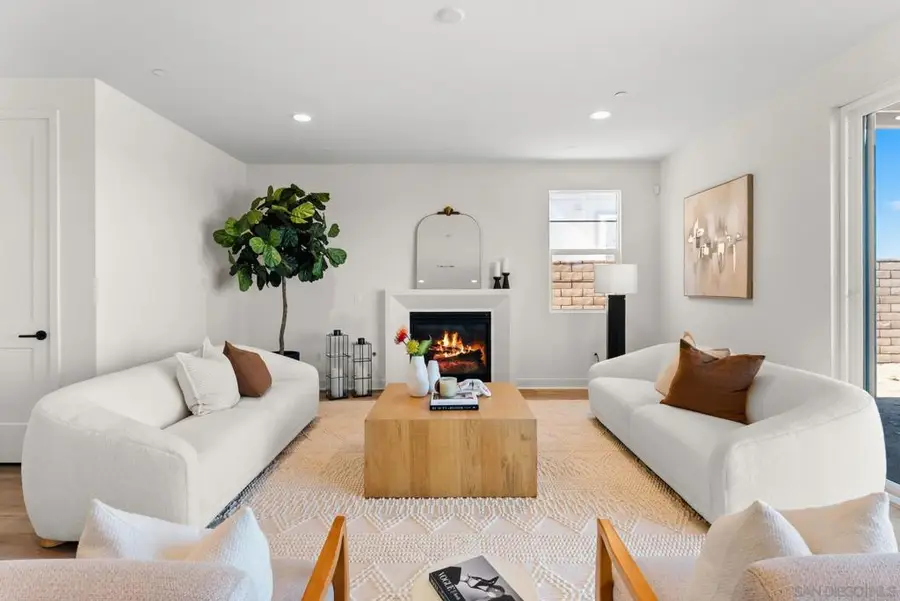 11318 Caminito Rodar, San Diego, CA 92126 - #3