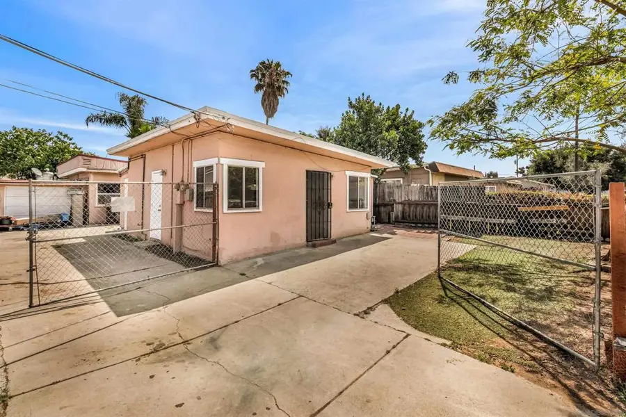 1/2 S Orange St, Escondido, CA 92025 - #2