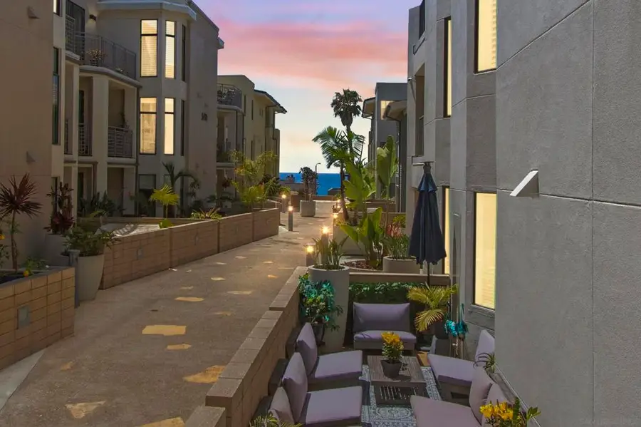 5440 La Jolla #E106, La Jolla, CA 92037 - #3