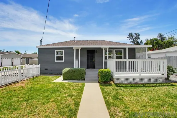 1011 Knowles Ave., Carlsbad, CA 92008