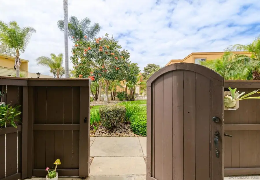 5402 Balboa Arms #348, San Diego, CA 92117 - #2