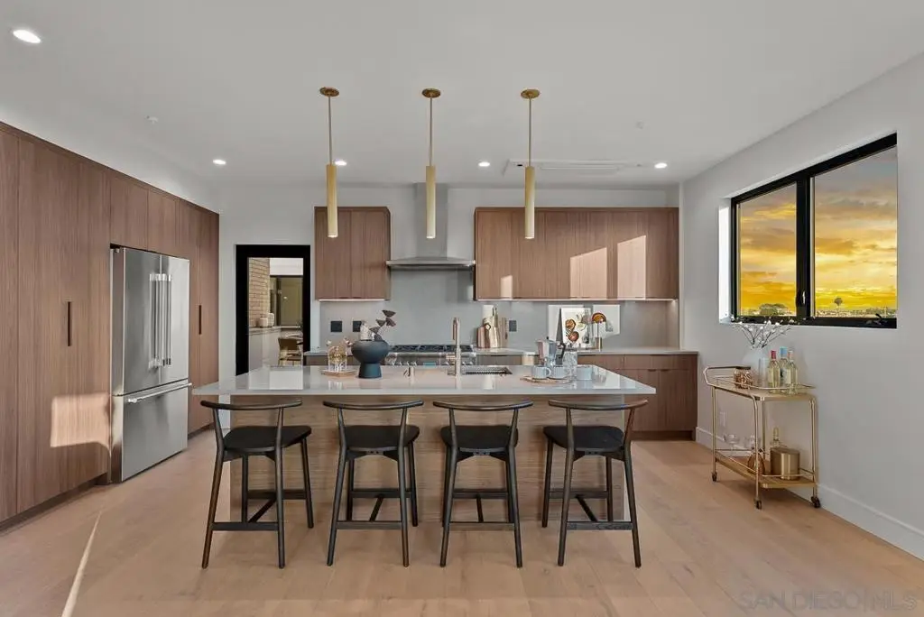 4208 Tonopah St, San Diego, CA 92110 - #1