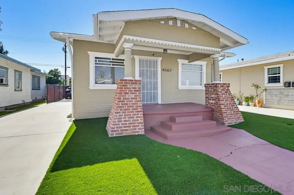 4562-4564 32nd, San Diego, CA 92116 - #1