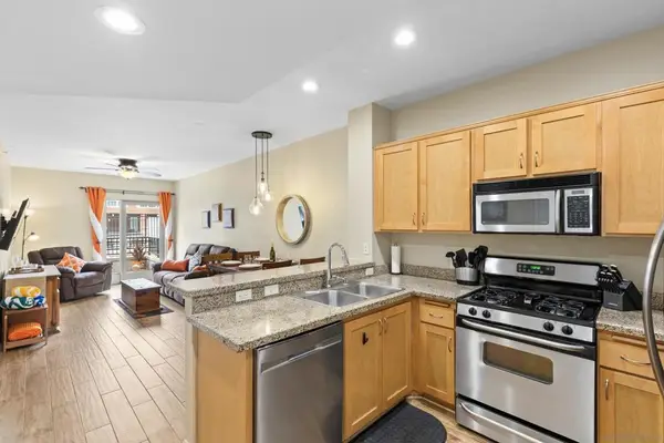 450 J St #3041, San Diego, CA 92101