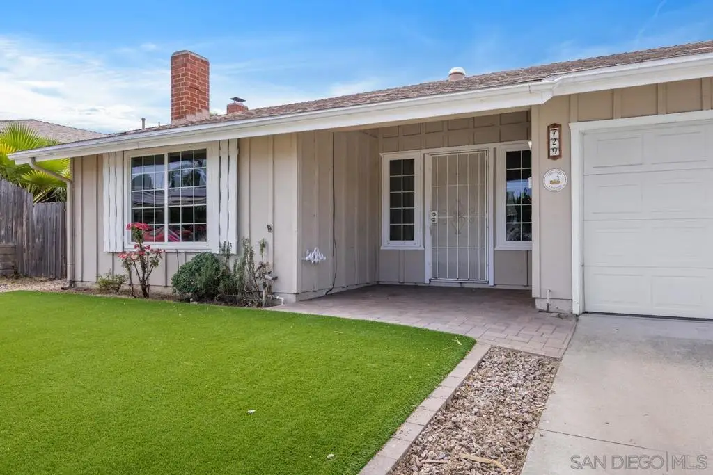 729 Kimball St, Escondido, CA 92027 - #1