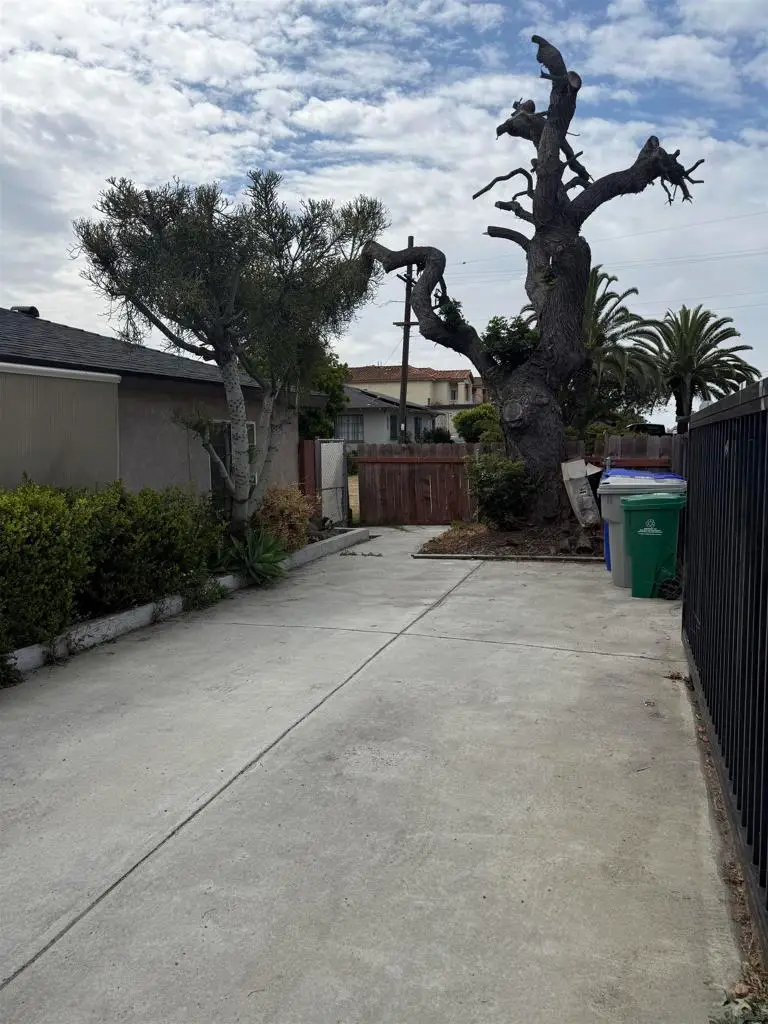 3103-3105 Central, San Diego, CA 92105 - #3