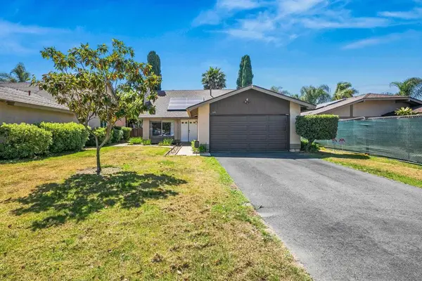 245 Festival Dr, Oceanside, CA 92057