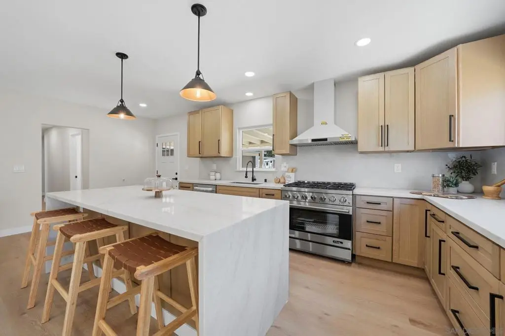 14212 Tobiasson Rd, Poway, CA 92064 - #1