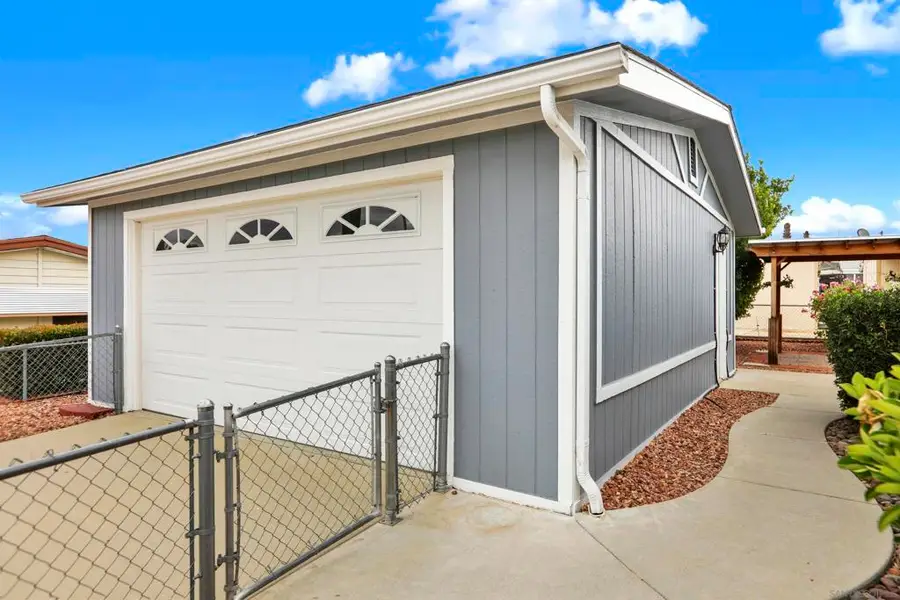 43548 Ange Ln, Hemet, CA 92544 - #3