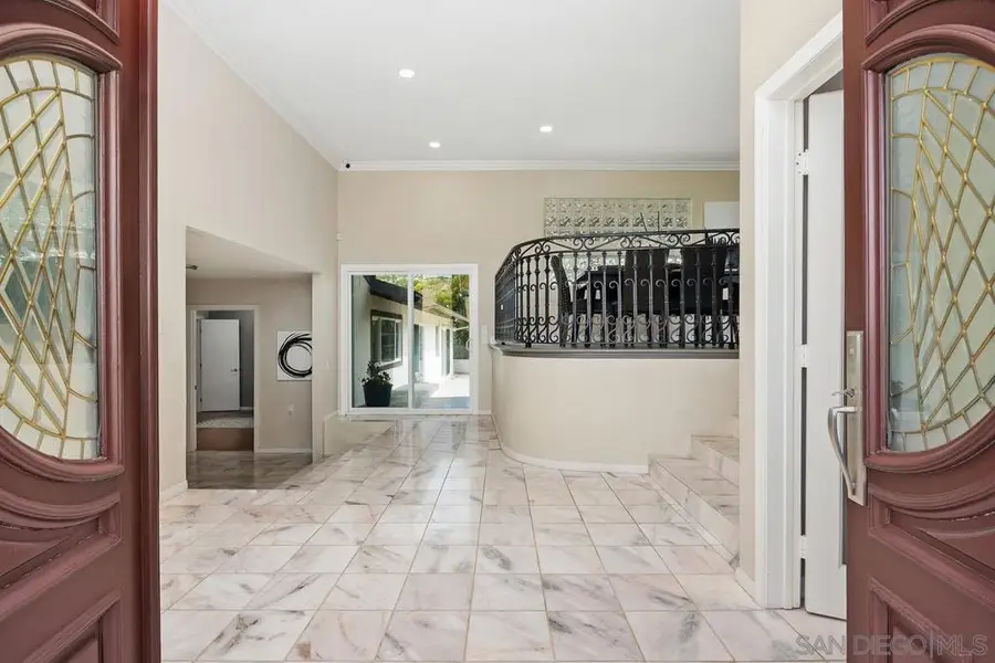 1160 Via Espana, La Jolla, CA 92037 - #3