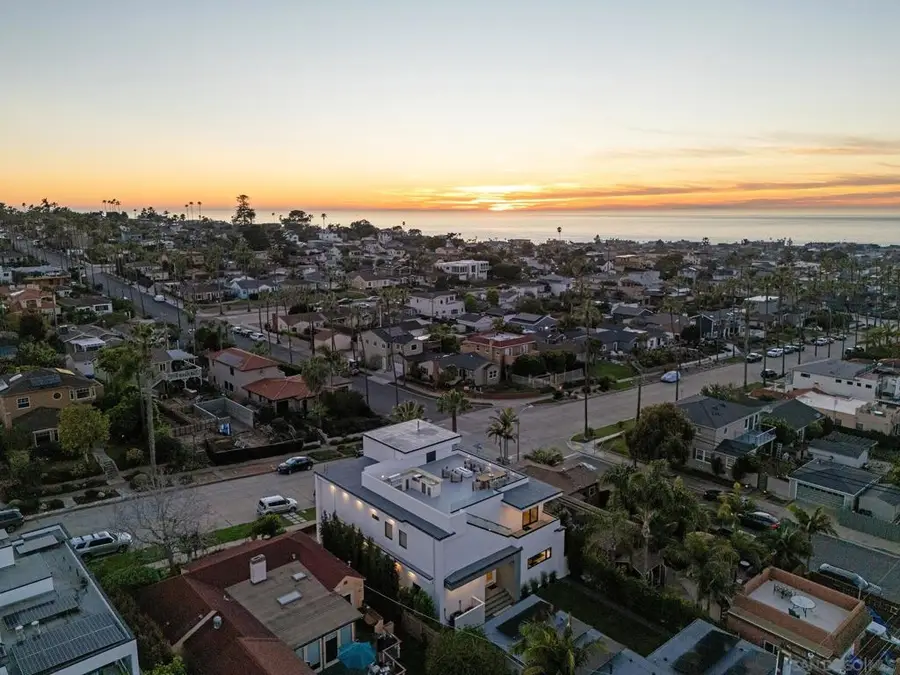4386 Newport Ave, San Diego, CA 92107 - #2