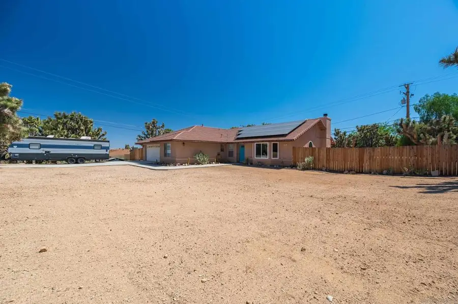 8361 Amador Avenue, Yucca Valley, CA 92284 - #2