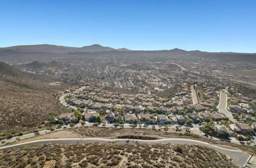 7807 Morella Street, Santee, CA 92071 - #2