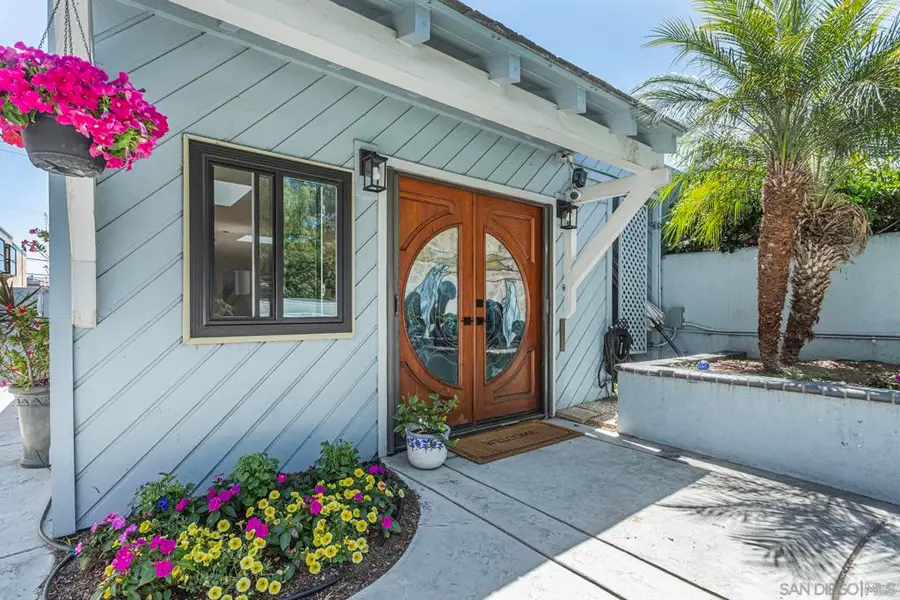 221 B Ave, Coronado, CA 92118 - #2