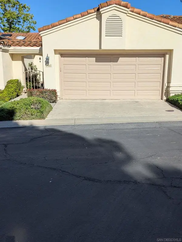 29665 Castle Creeek Ln, Escondido, CA 92026