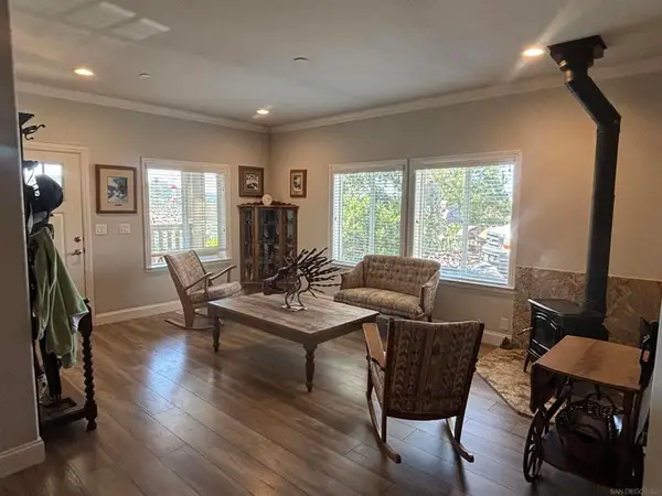 19987 Sunset Oaks Dr, Ramona, CA 92065