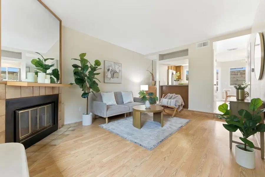 1442 Essex #4, San Diego, CA 92103 - #3
